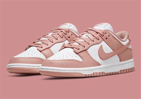 women's nike dunk low.